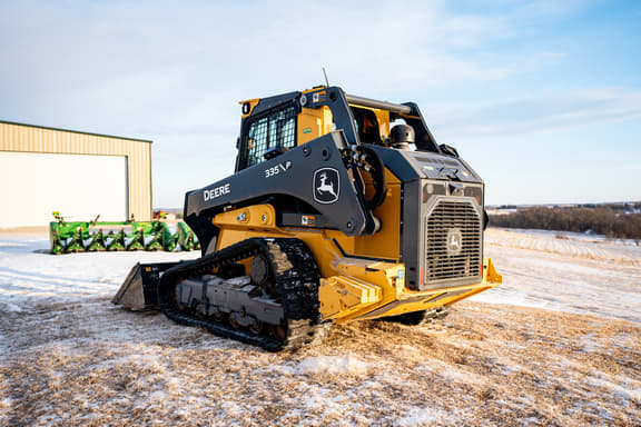 Image of John Deere 335P equipment image 3