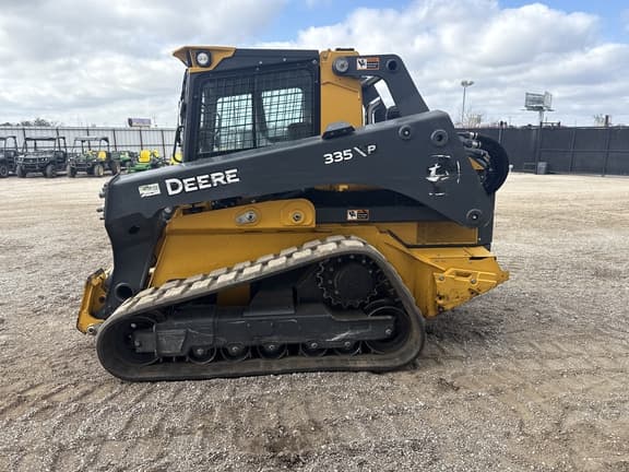 Image of John Deere 335P equipment image 4