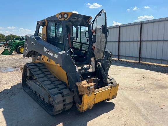 Image of John Deere 335P equipment image 4