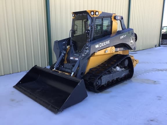 Image of John Deere 335P equipment image 1