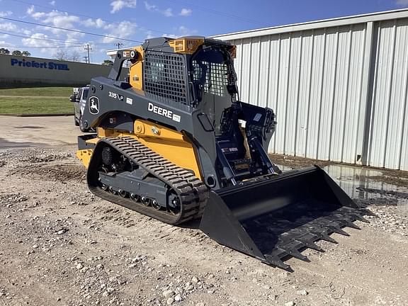 Image of John Deere 335P equipment image 3