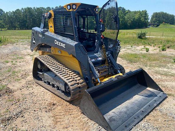 Image of John Deere 335P equipment image 4