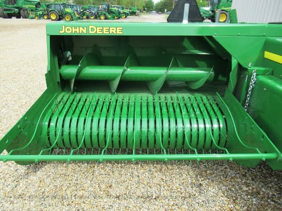 Image of John Deere 338 equipment image 3