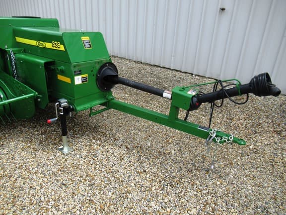 Image of John Deere 338 equipment image 4