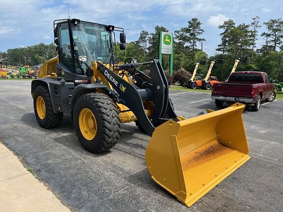 Image of John Deere 344P equipment image 1