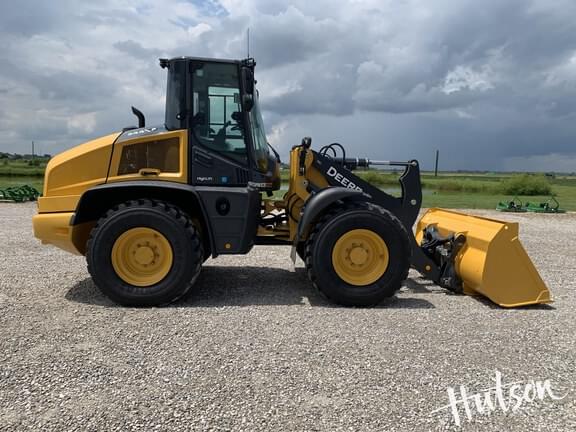 Image of John Deere 344P equipment image 3