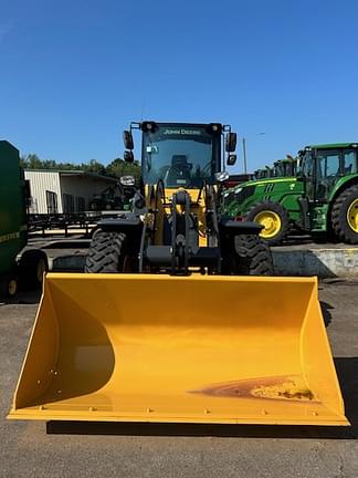 Image of John Deere 344P equipment image 1