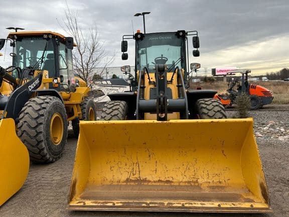 Image of John Deere 344P equipment image 2