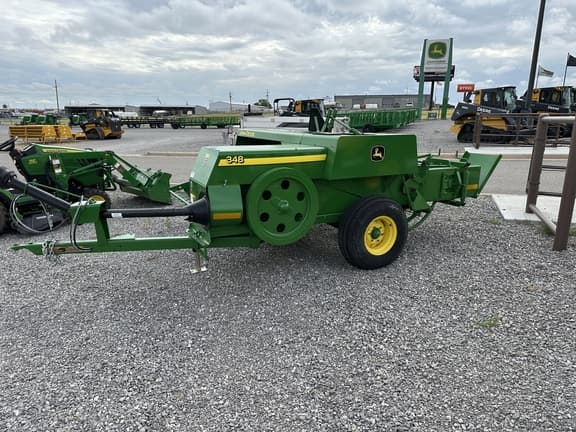 Image of John Deere 348 equipment image 1