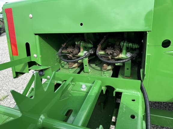 Image of John Deere 348 equipment image 4