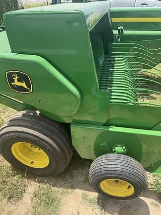 Image of John Deere 348 equipment image 1