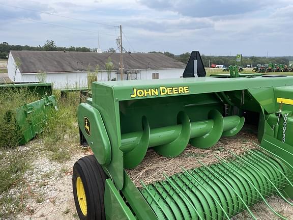 Image of John Deere 348 equipment image 4