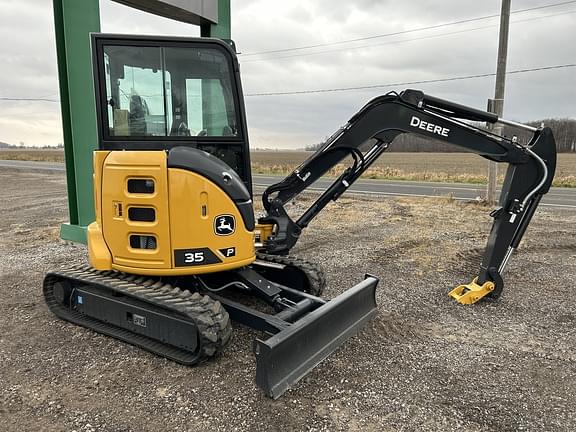 Image of John Deere 35P equipment image 2