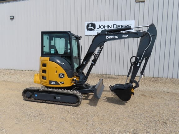 2024 John Deere 35P Equipment Image0
