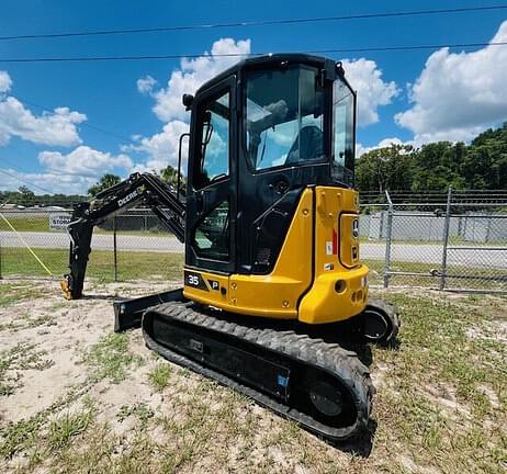 Image of John Deere 35P equipment image 1