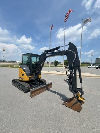 2024 John Deere 35P Equipment Image0