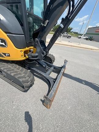 Image of John Deere 35P equipment image 4