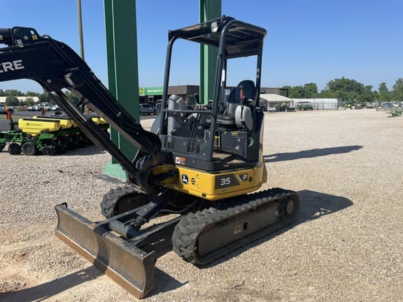 Image of John Deere 35P equipment image 2
