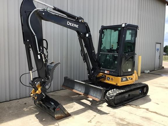 Image of John Deere 35P equipment image 1