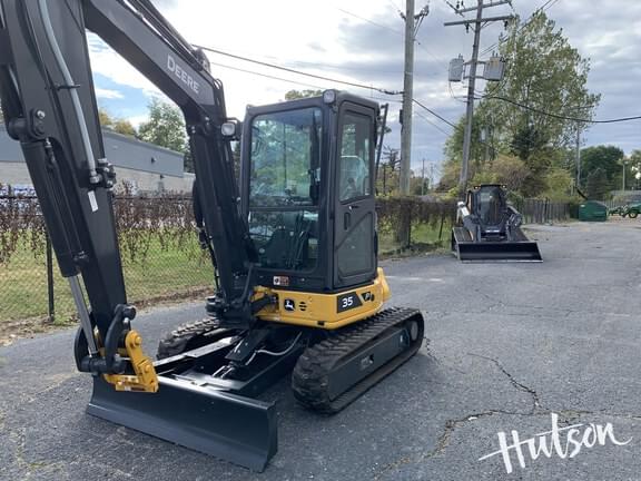 Image of John Deere 35P equipment image 3