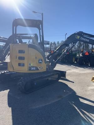 2025 John Deere 35P Image