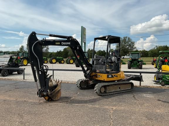 Image of John Deere 35P equipment image 1