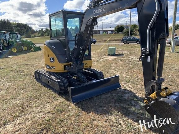 2024 John Deere 35P Equipment Image0
