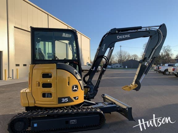 Image of John Deere 35P equipment image 3