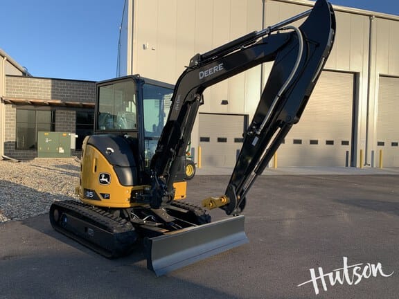 2024 John Deere 35P Equipment Image0