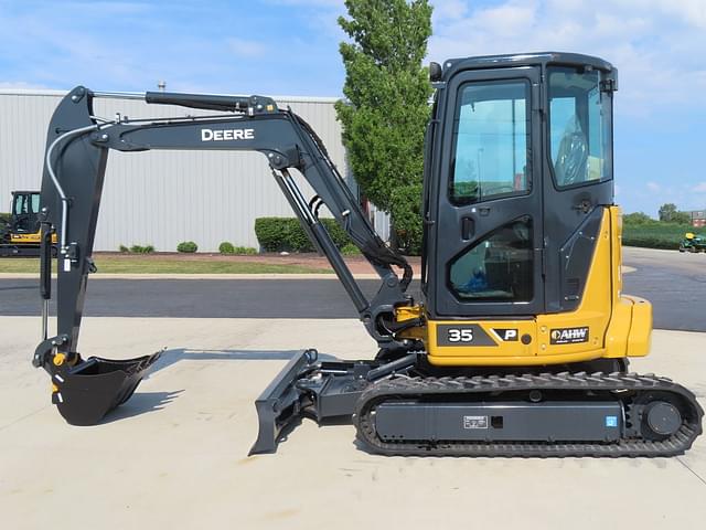 Image of John Deere 35P equipment image 1