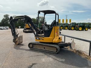 2024 John Deere 35P Image