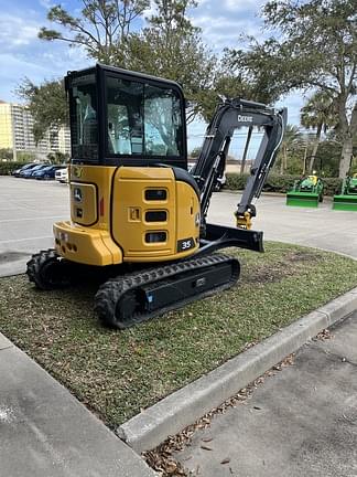 Image of John Deere 35P equipment image 3