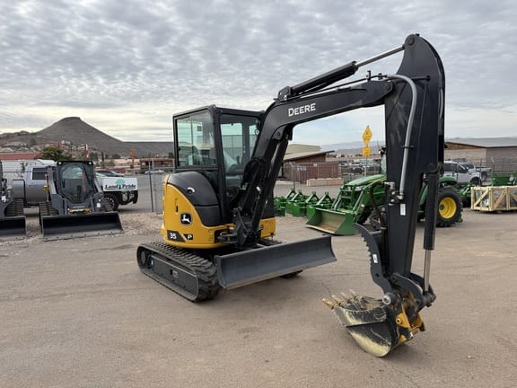 2024 John Deere 35P Equipment Image0