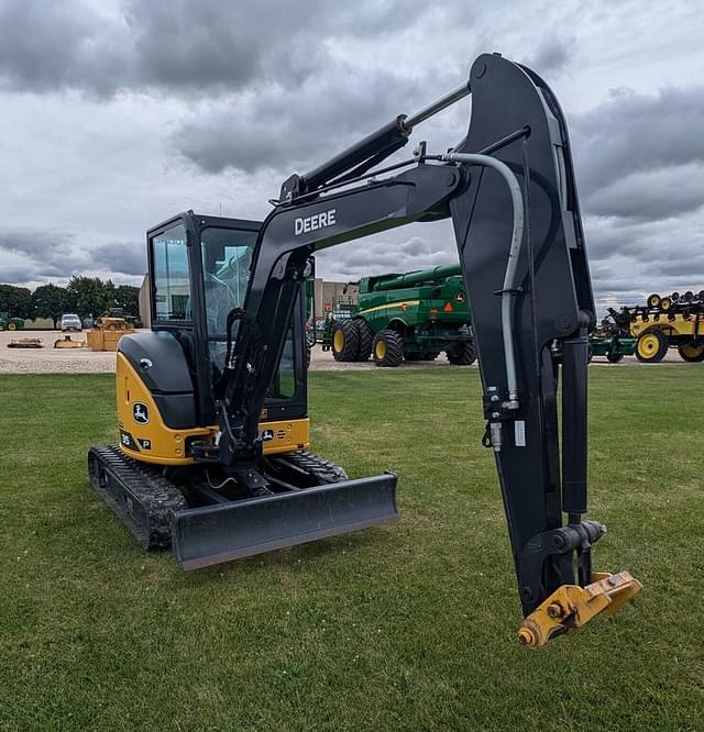 Image of John Deere 35P equipment image 1