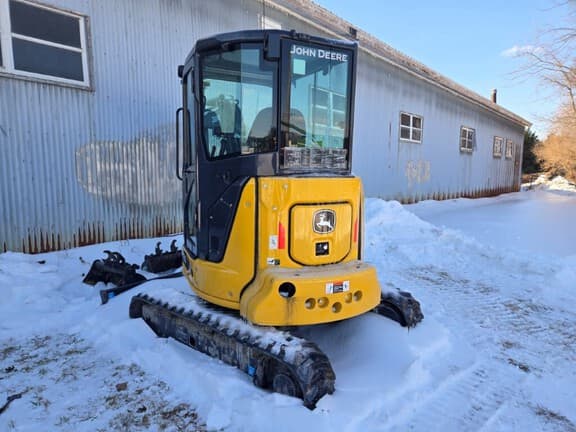 Image of John Deere 35P equipment image 4