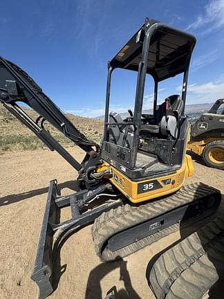 Image of John Deere 35P equipment image 1