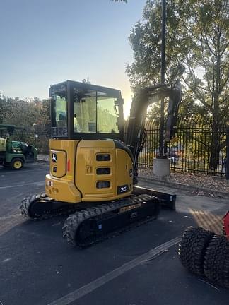 Image of John Deere 35P equipment image 1