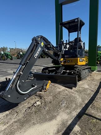 Image of John Deere 35P equipment image 1