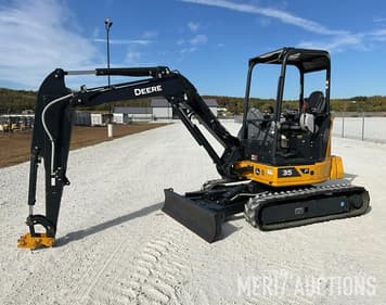 Main image John Deere 35P