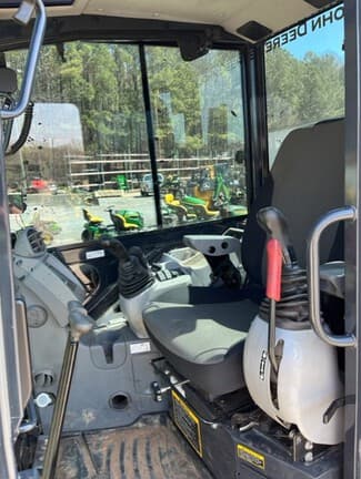 Image of John Deere 35P equipment image 1