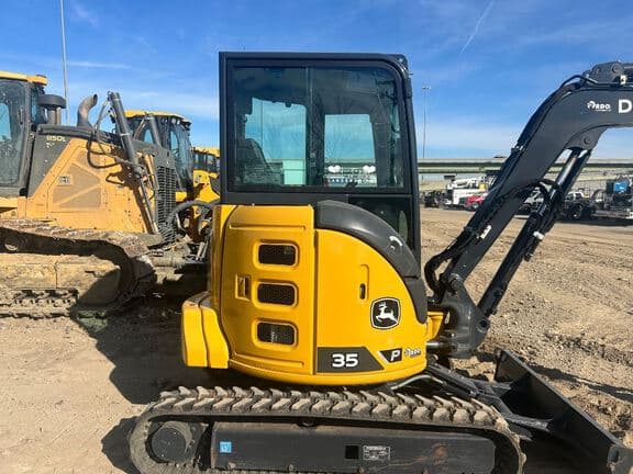 Image of John Deere 35P equipment image 4
