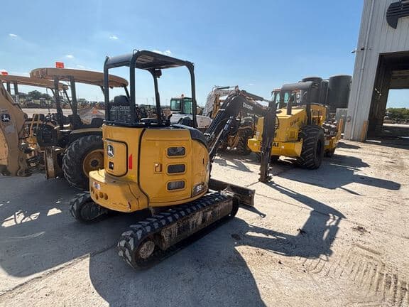 Image of John Deere 35P equipment image 2