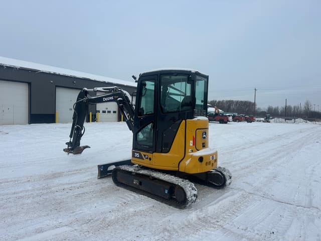 Image of John Deere 35P equipment image 3