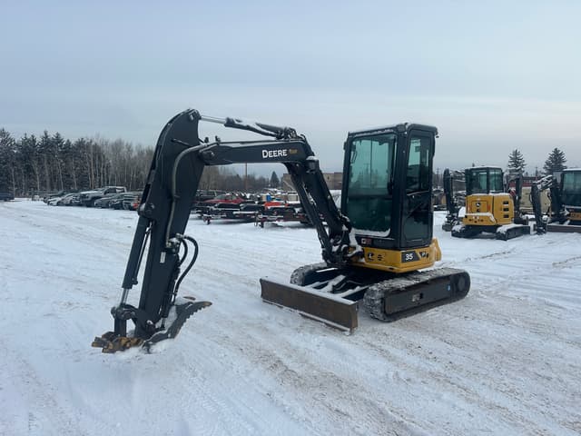 Image of John Deere 35P equipment image 1
