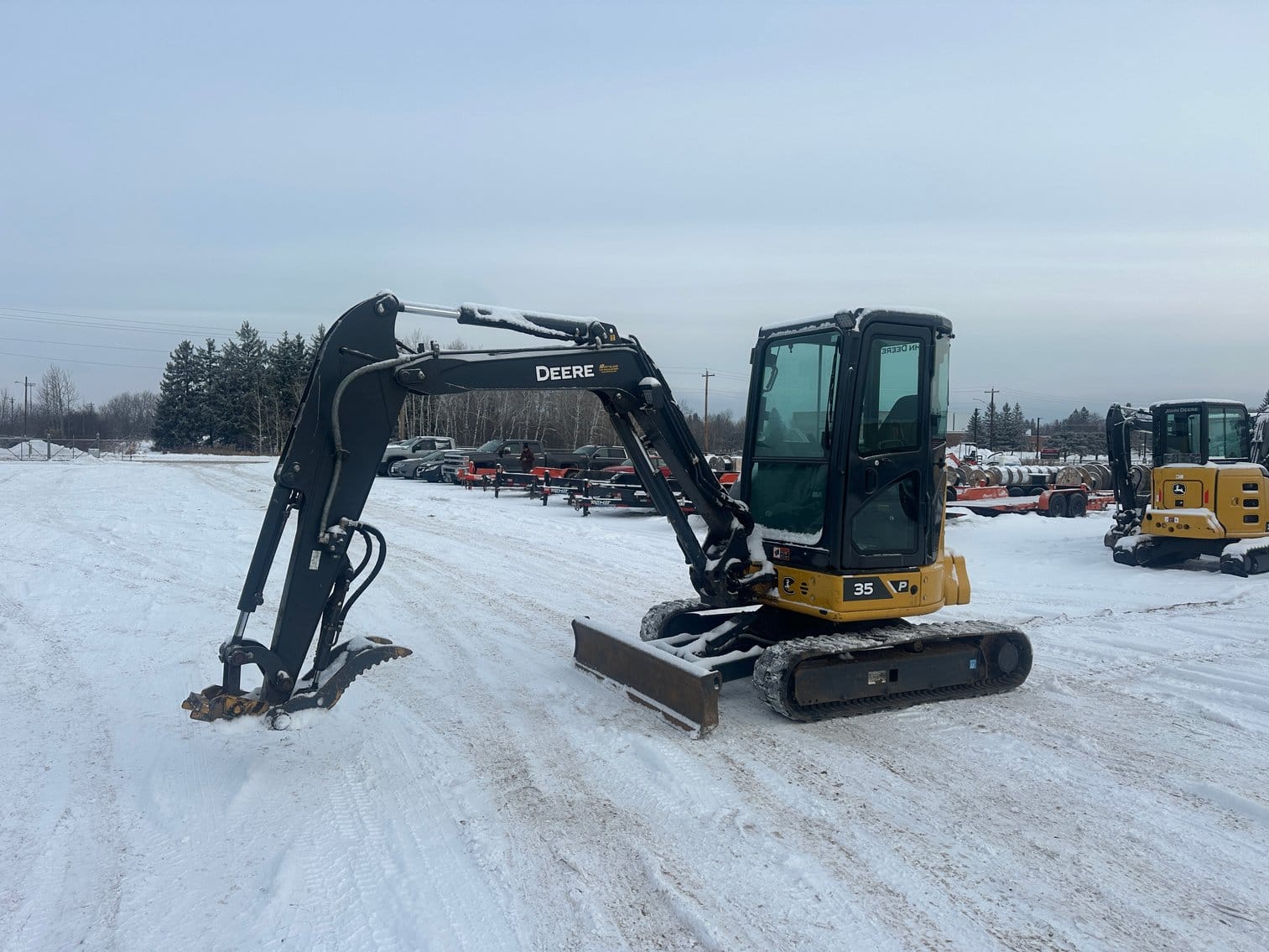 2024 John Deere 35P Equipment Image0