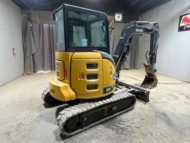 Image of John Deere 35P equipment image 4