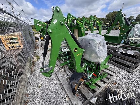 Image of John Deere 370B equipment image 3
