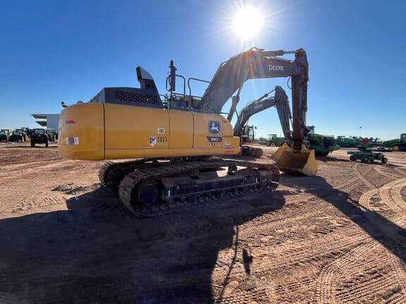 Image of John Deere 380P equipment image 4