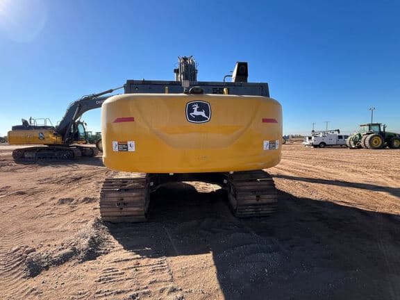 Image of John Deere 380P equipment image 3