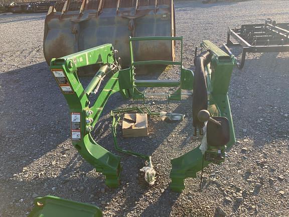 Image of John Deere 400E equipment image 1